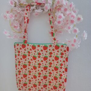 "Strawberry shopping bag"